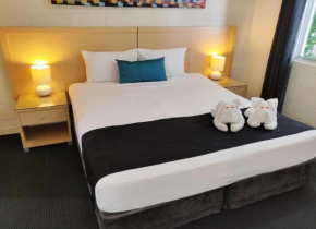 Coconut Grove Holiday Apartments, Darwin